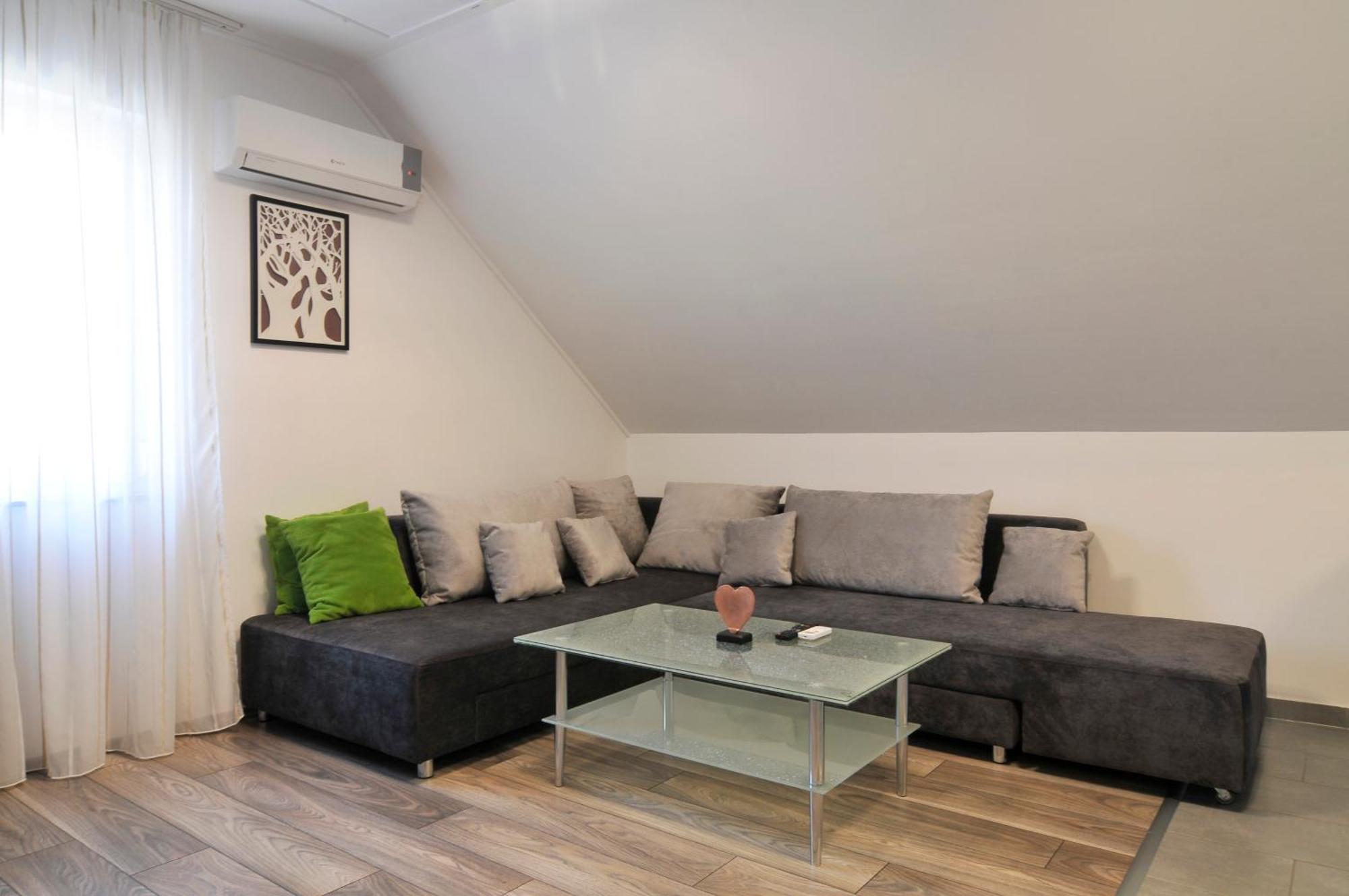 Silver Beach Apartments Siófok Esterno foto