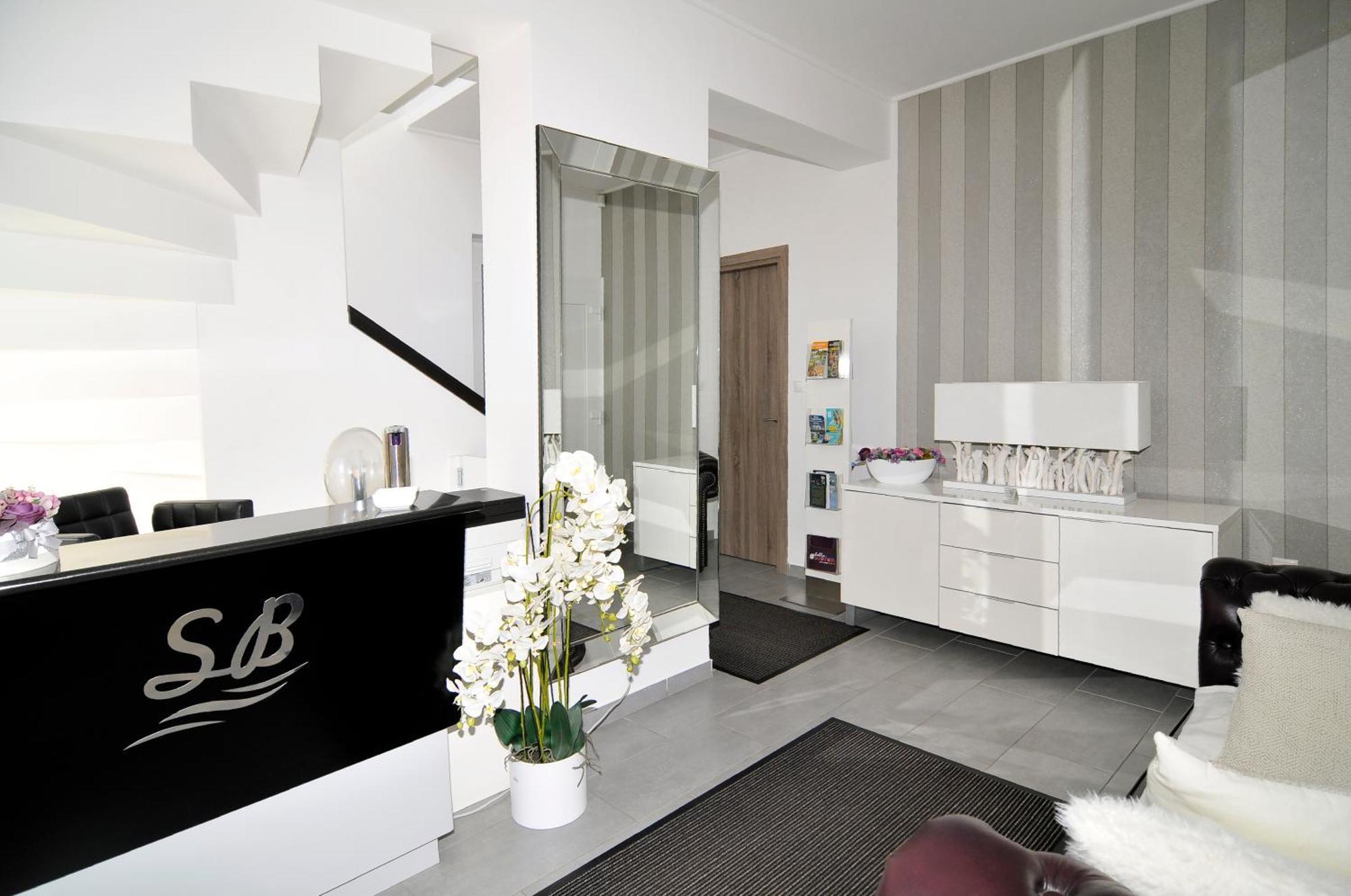 Silver Beach Apartments Siófok Esterno foto