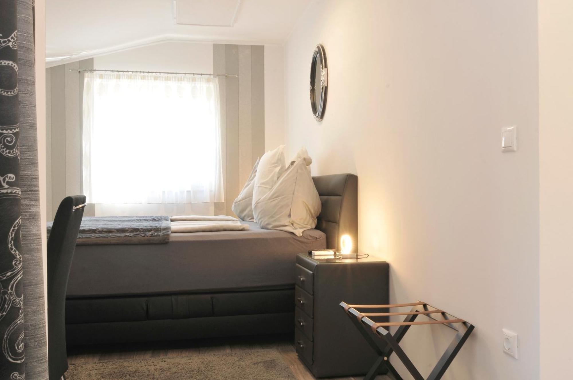 Silver Beach Apartments Siófok Esterno foto