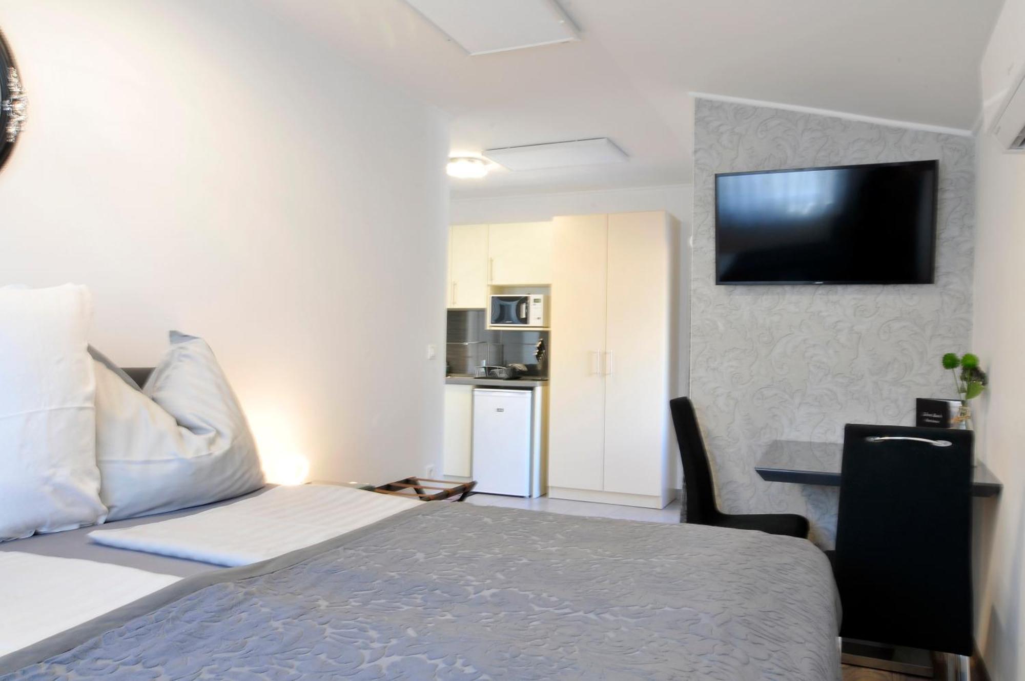 Silver Beach Apartments Siófok Esterno foto