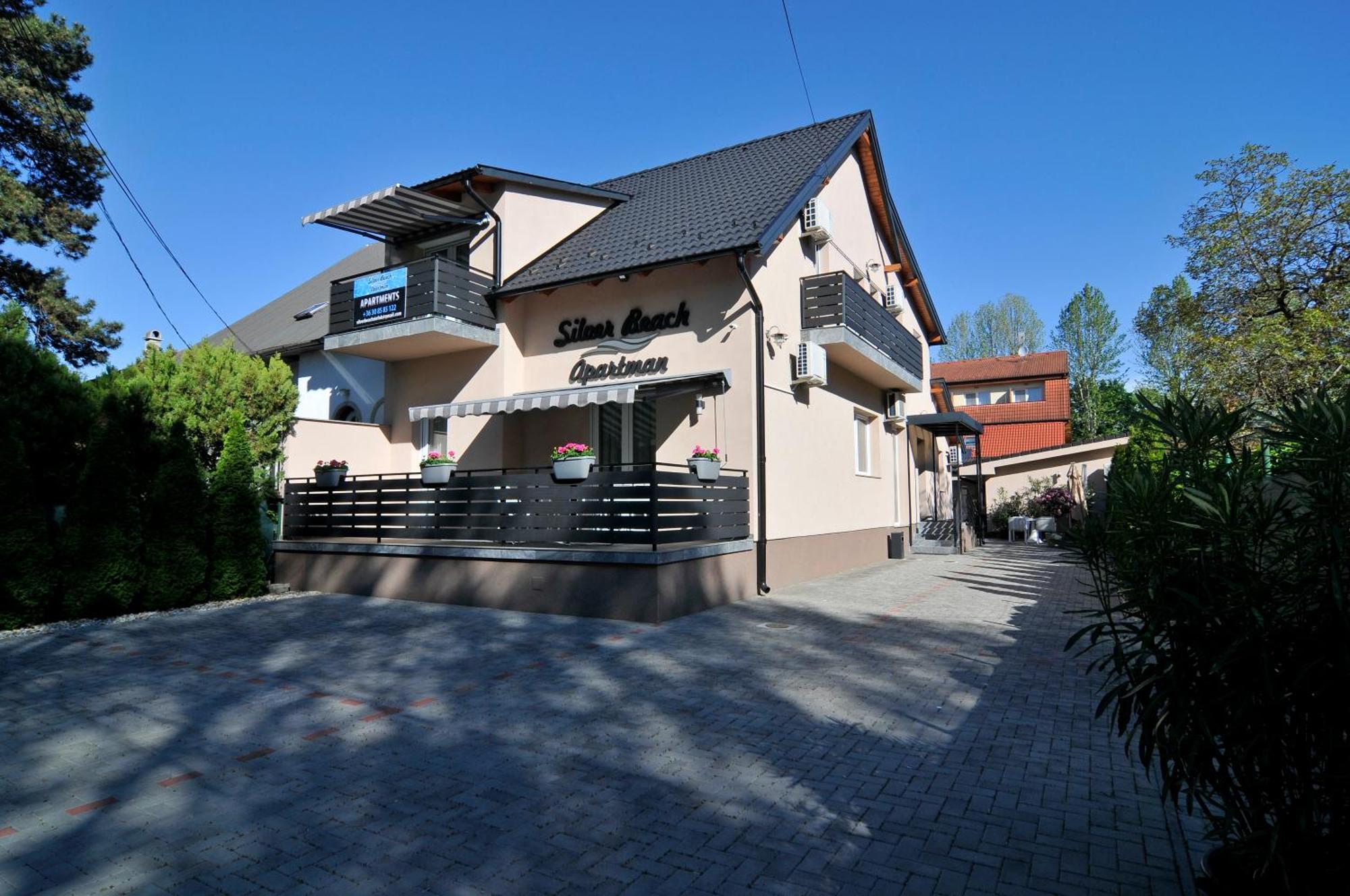Silver Beach Apartments Siófok Esterno foto